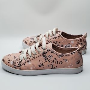Guess graffiti logo shoes size 7